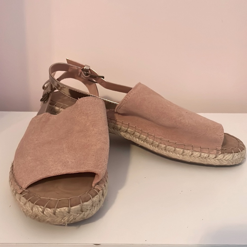 TOMS size 9 Pink / Rose Gold Espadrilles Open Toe Flats